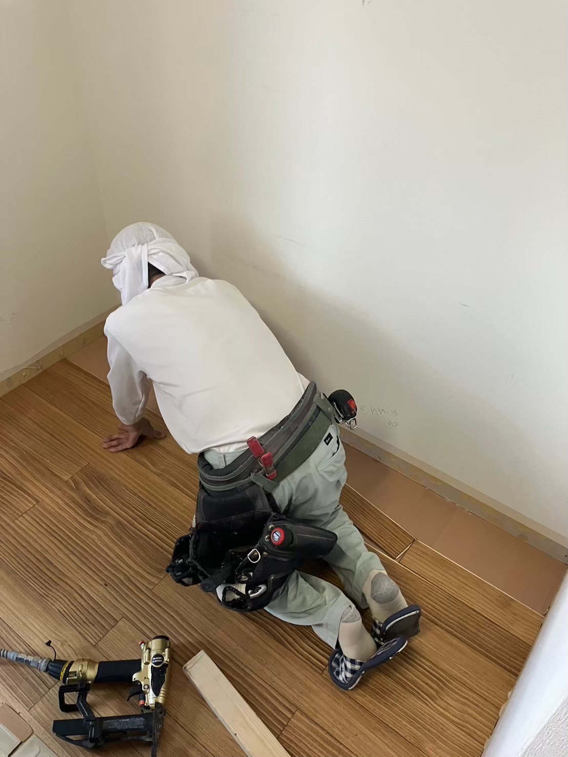 床貼り工事（戸建てリフォーム工事）